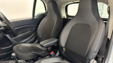 Smart EQ fortwo coupe 60kW EQ Pulse Premium 17kWh 2dr Auto [22kWCh] Electric Coupe